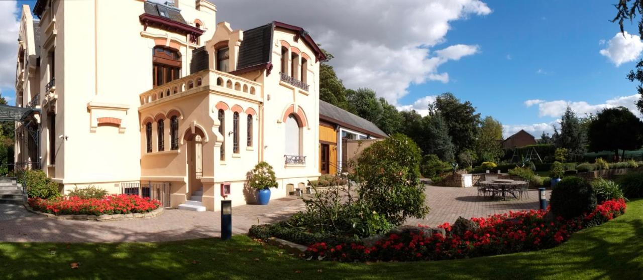 Le Manoir De La Mantille Caudry ภายนอก รูปภาพ