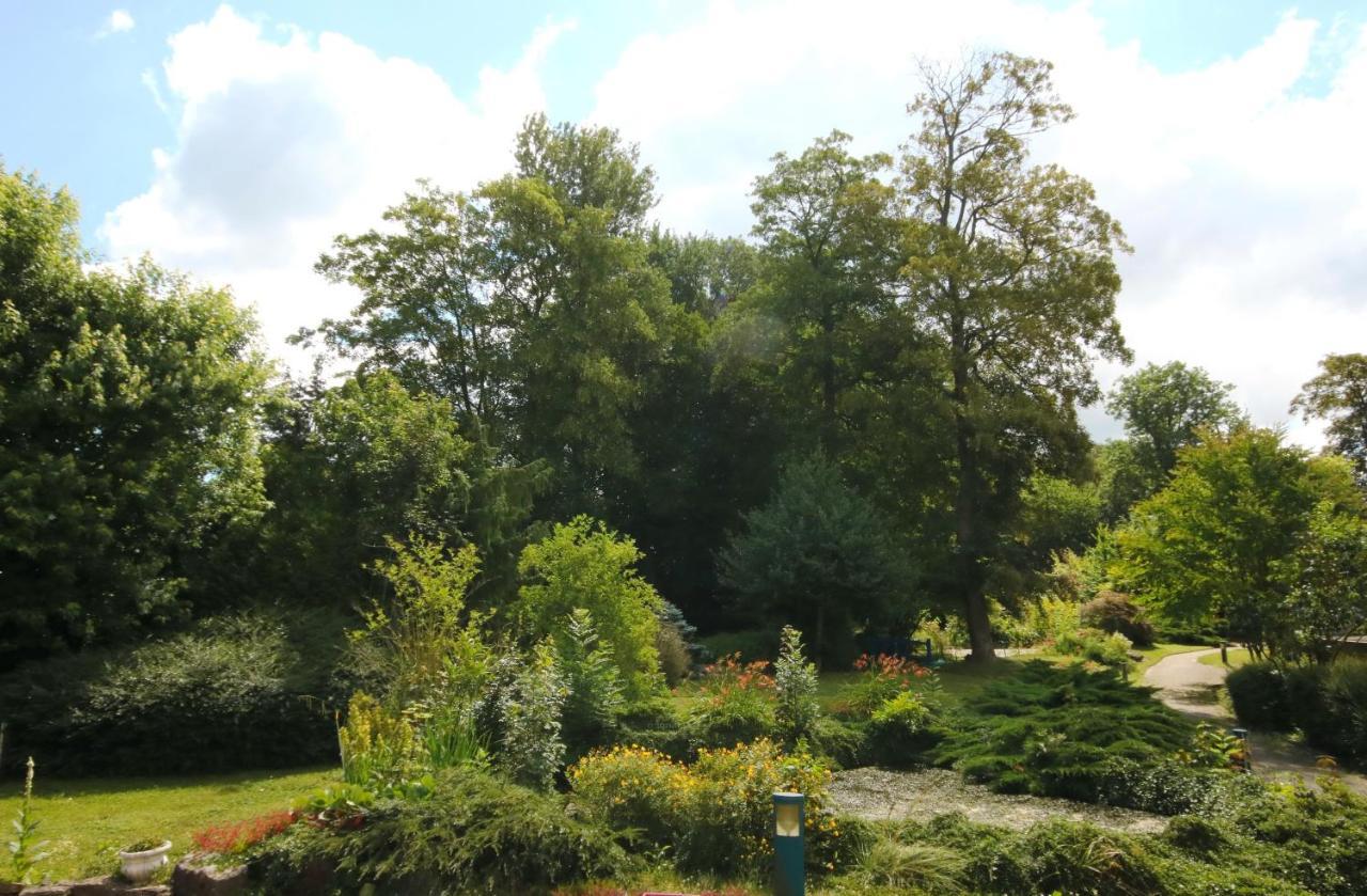 Le Manoir De La Mantille Caudry ภายนอก รูปภาพ