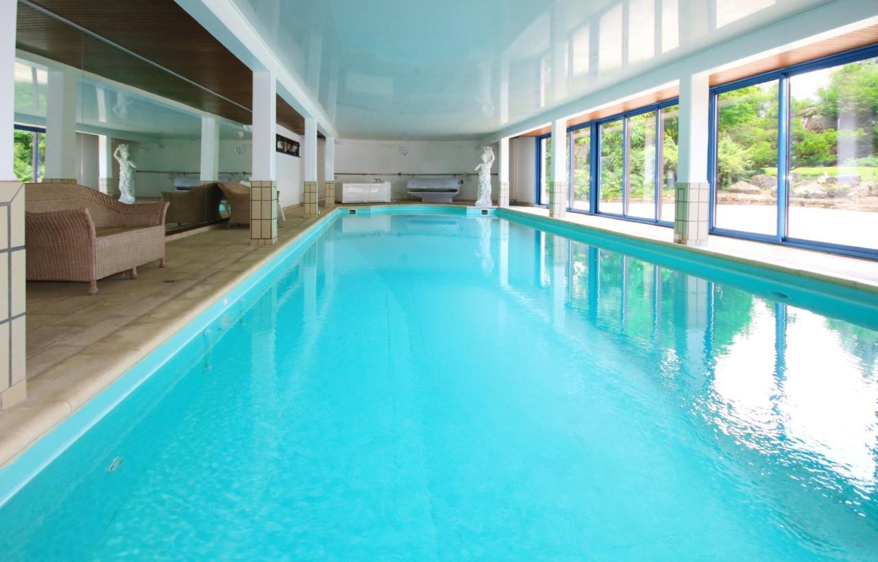 Le Manoir De La Mantille Caudry ภายนอก รูปภาพ