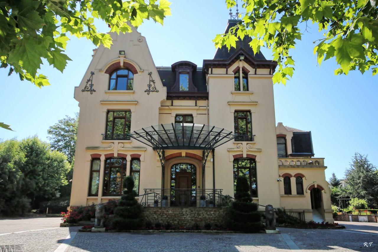 Le Manoir De La Mantille Caudry ภายนอก รูปภาพ
